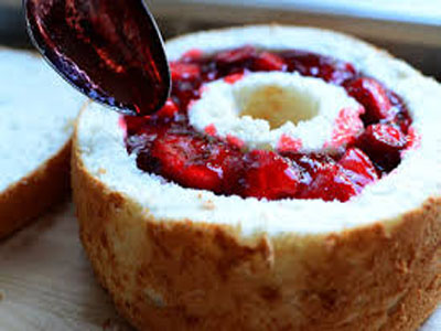 Strawberry Sparkle Cake