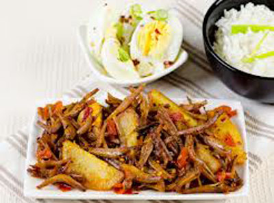 Sri Lankan Dried Sprats Stir Fry (Haal Masso Thel Dhala)
