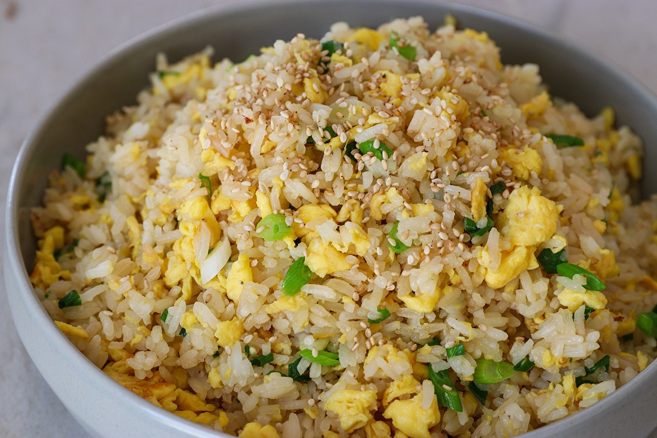 Egg Rice (Biththara Batha)